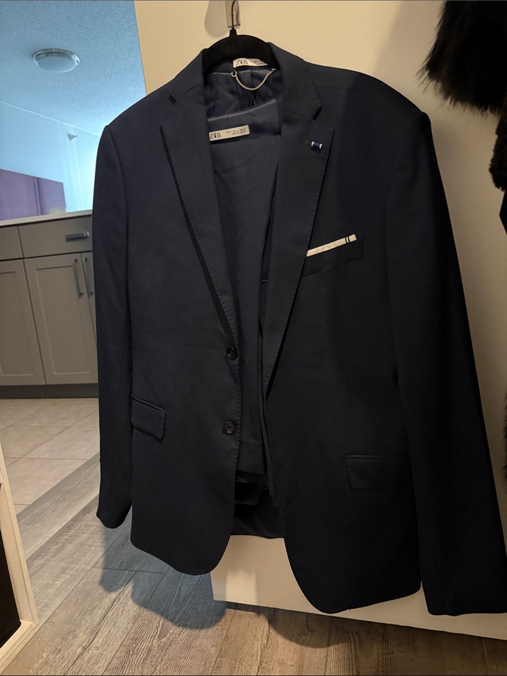 Zara Dark Navy Men's Two-Button Blazer